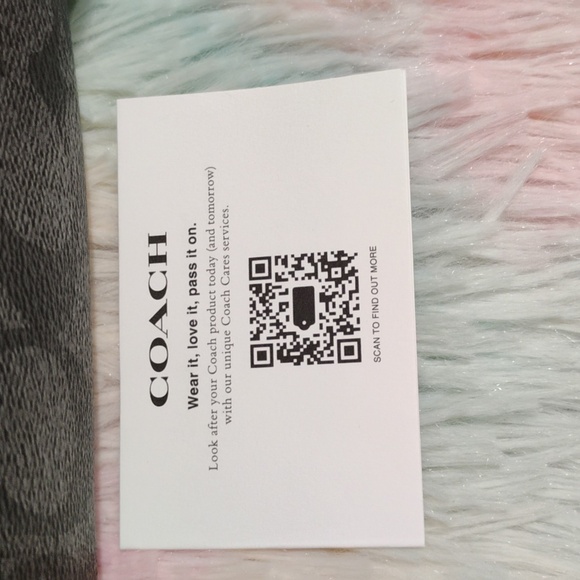 SALE! NWT Coach Signature Graphic Black Bag W Strap - Picture 10 of 10